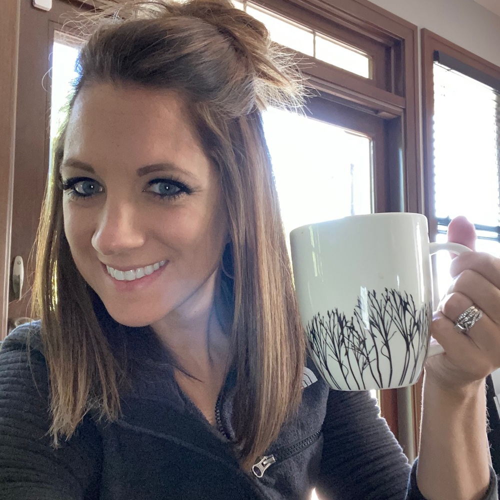 Meet your Posher, Carey